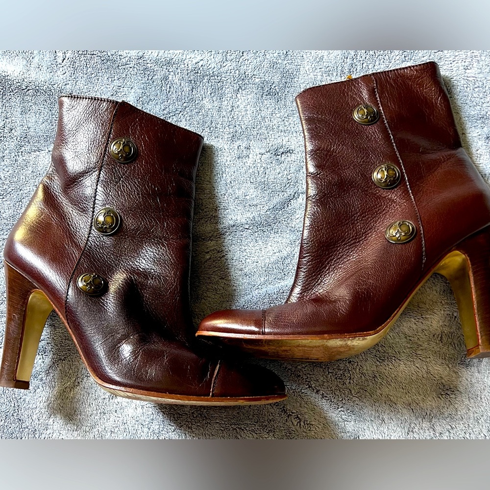 Vintage Juicy Couture leather booties
